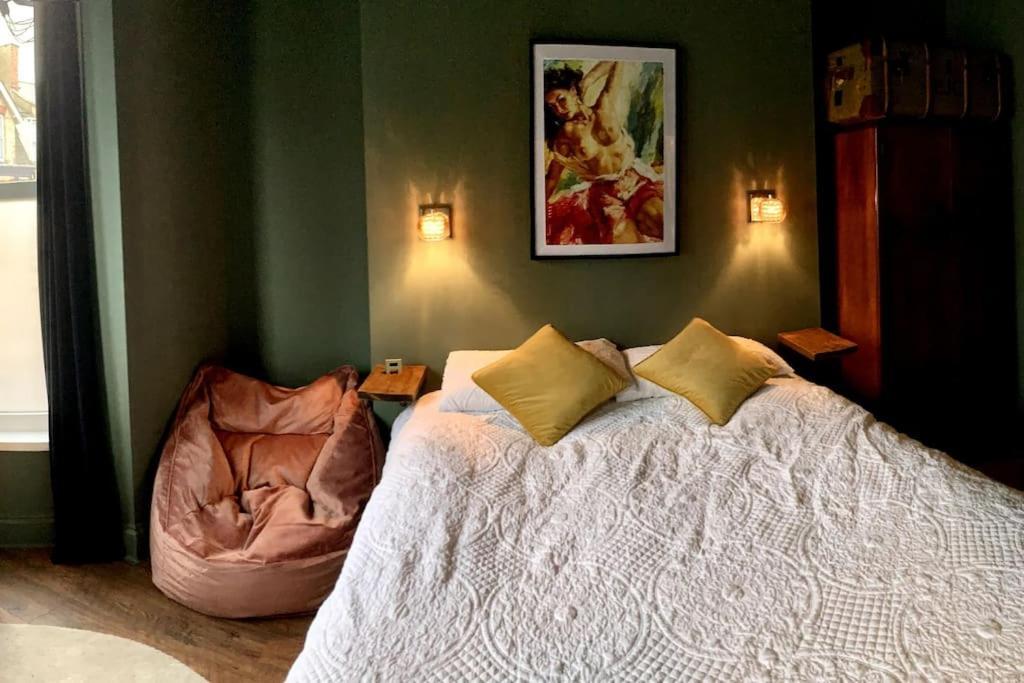 Chic Townhouse Near Tunnels Beaches Илфракомб Екстериор снимка